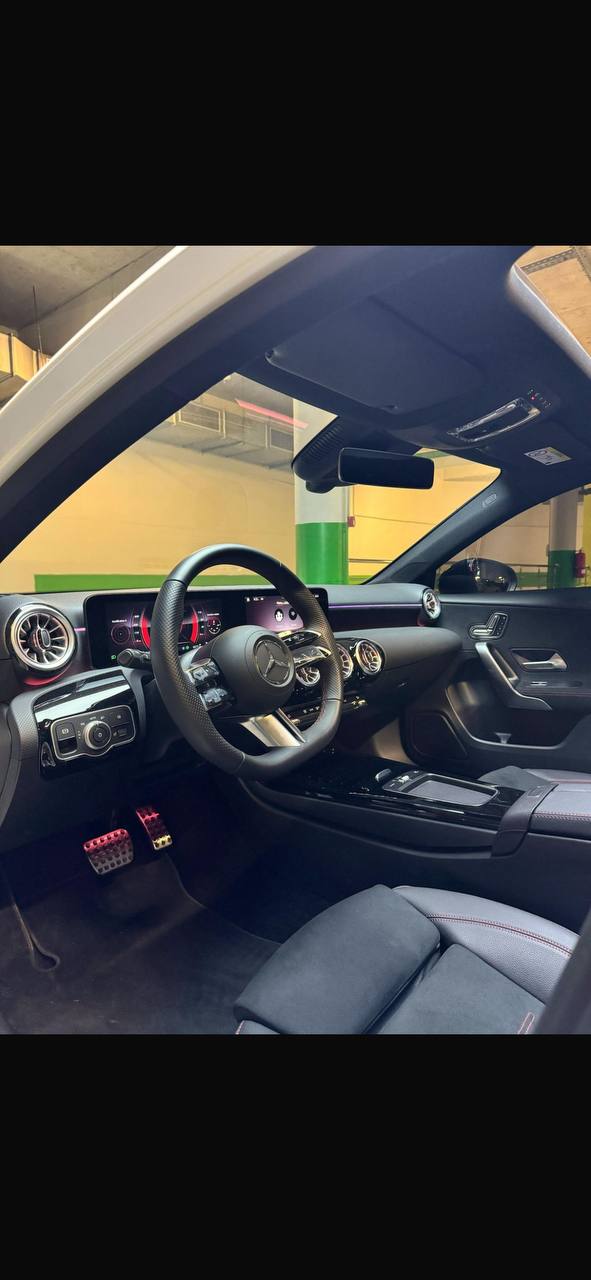 Mercedes Class A interior