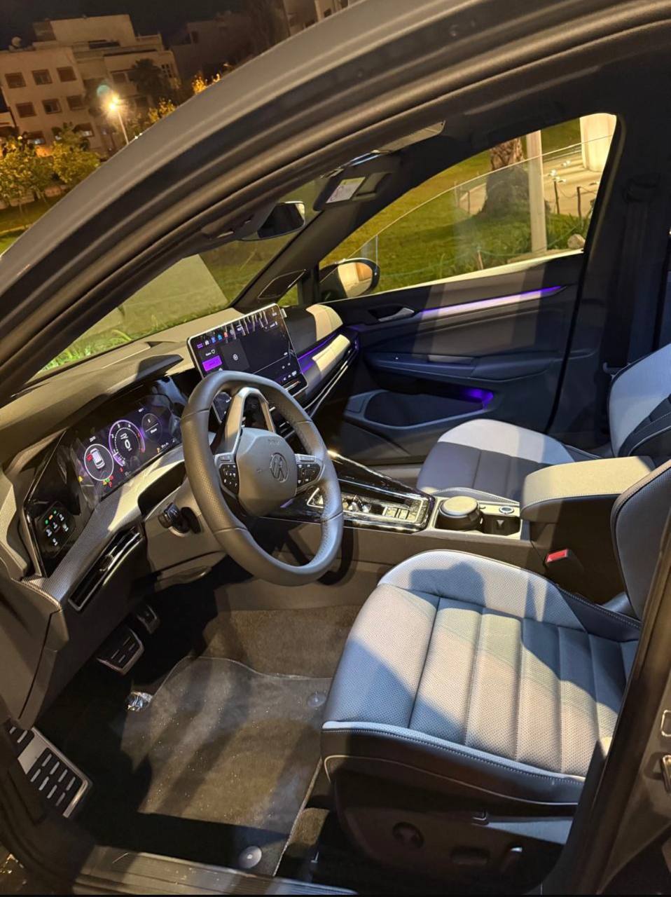 Volkswagen Golf 8 interior